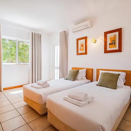 Villa Rosal By Signaturestays - Heated Pool Albufeira