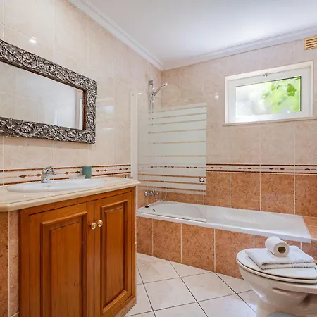 Βίλα Rosal By Signaturestays - Heated Pool Αλμπουφέιρα